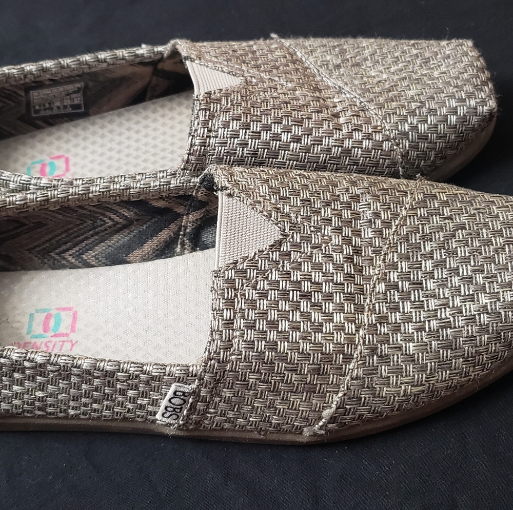 Shoes - Picture 2 of 2